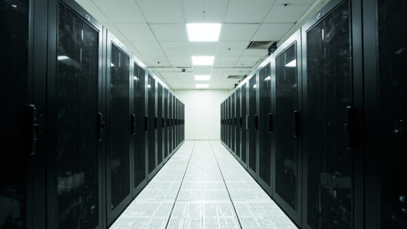 Ilustración: Tier I, II, III o IV: el tipo de data center que el 90% dice necesitar y el 70% no ocupa